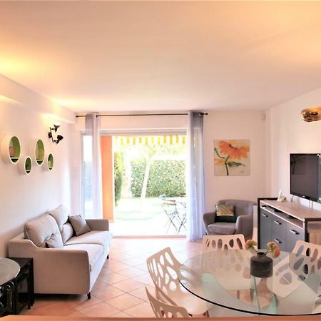 Les Soleiades Apartment La Londe-les-Maures ภายนอก รูปภาพ