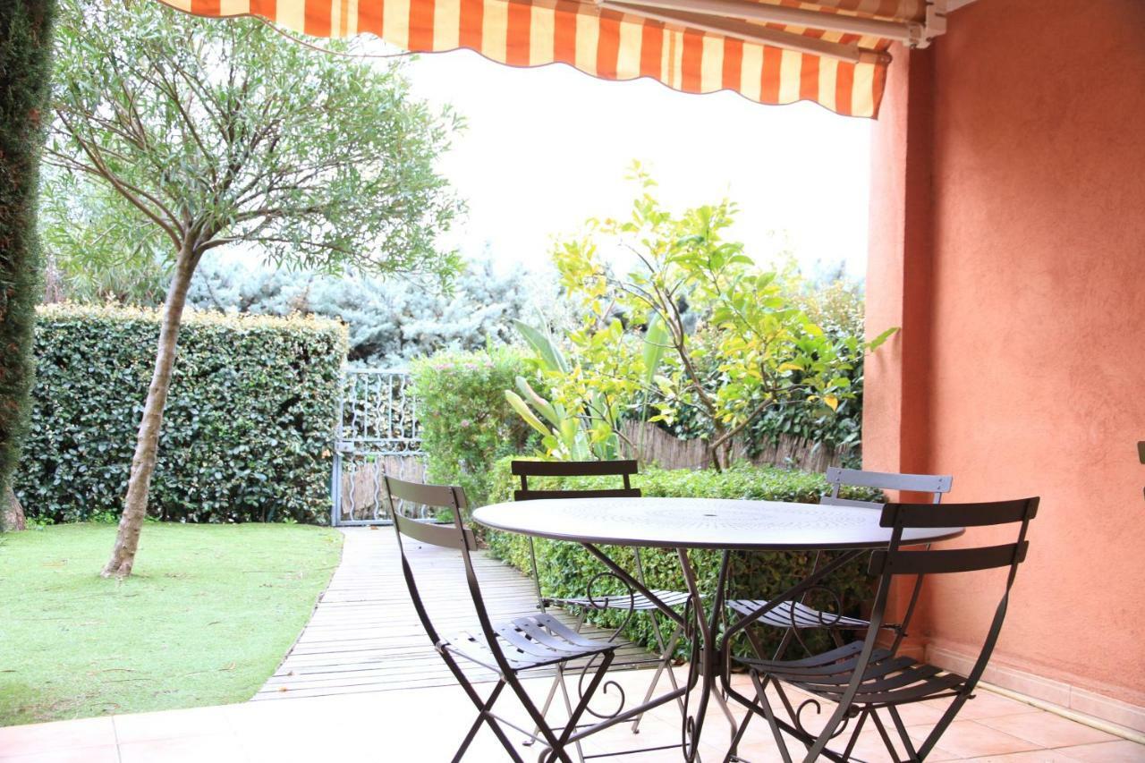 Les Soleiades Apartment La Londe-les-Maures ภายนอก รูปภาพ